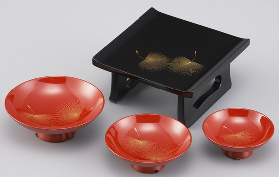 漆器セット 沈金老松 3段重箱 屠蘇器セット 屠蘇器・重箱セット 飛花