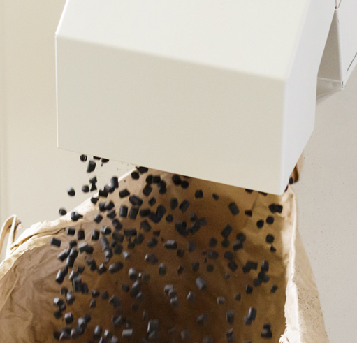 乾式ペレット成形機 乾ペレくん KNP-701 – 株式会社タイワ精機