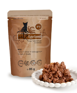 Okameinkoまるちゃん‼︎ONE チキン 550gドライキャットフード キャ