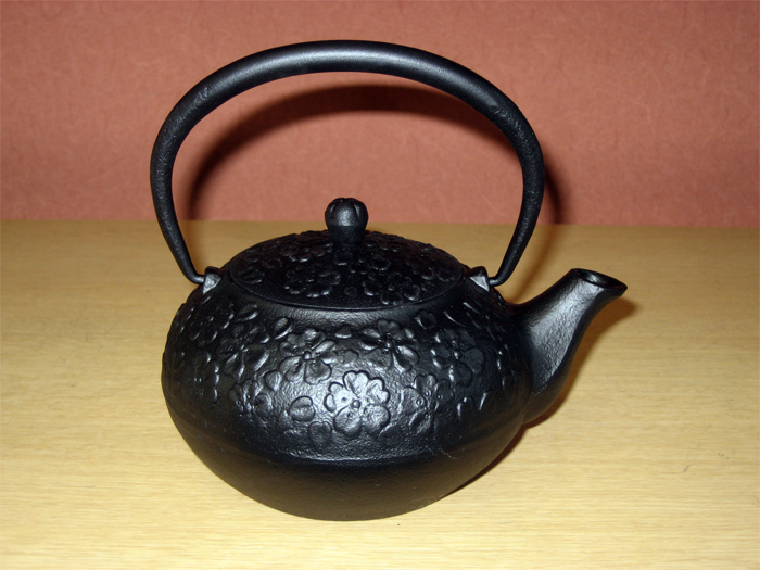 1円～ 南部鉄器 鉄瓶 花柄 桜柄 さくら 伝統工芸品 急須 詳細不明