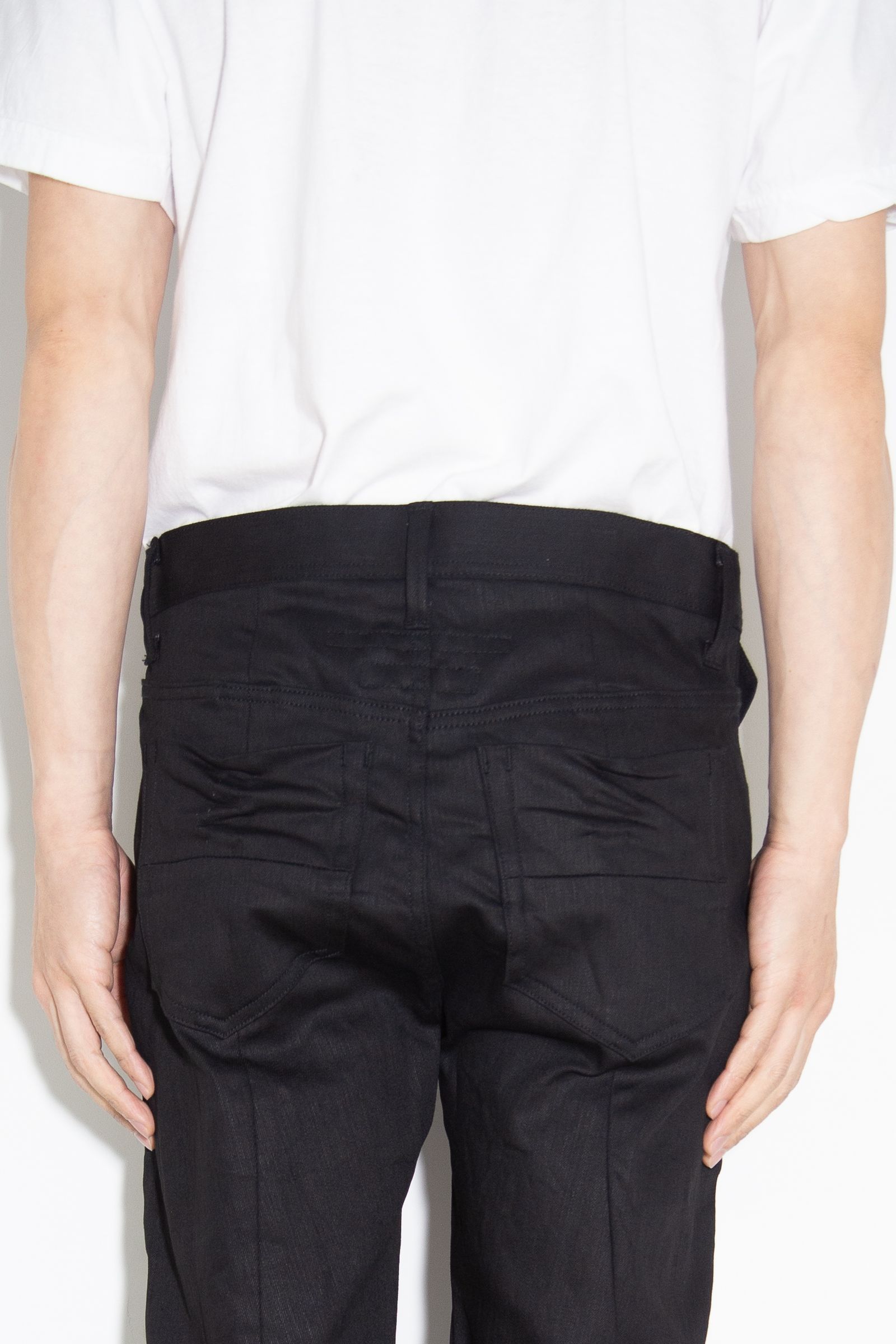 JULIUS - [ラスト1点 サイズ2] TROUSERS FOR MALE / ブラック | Tempt