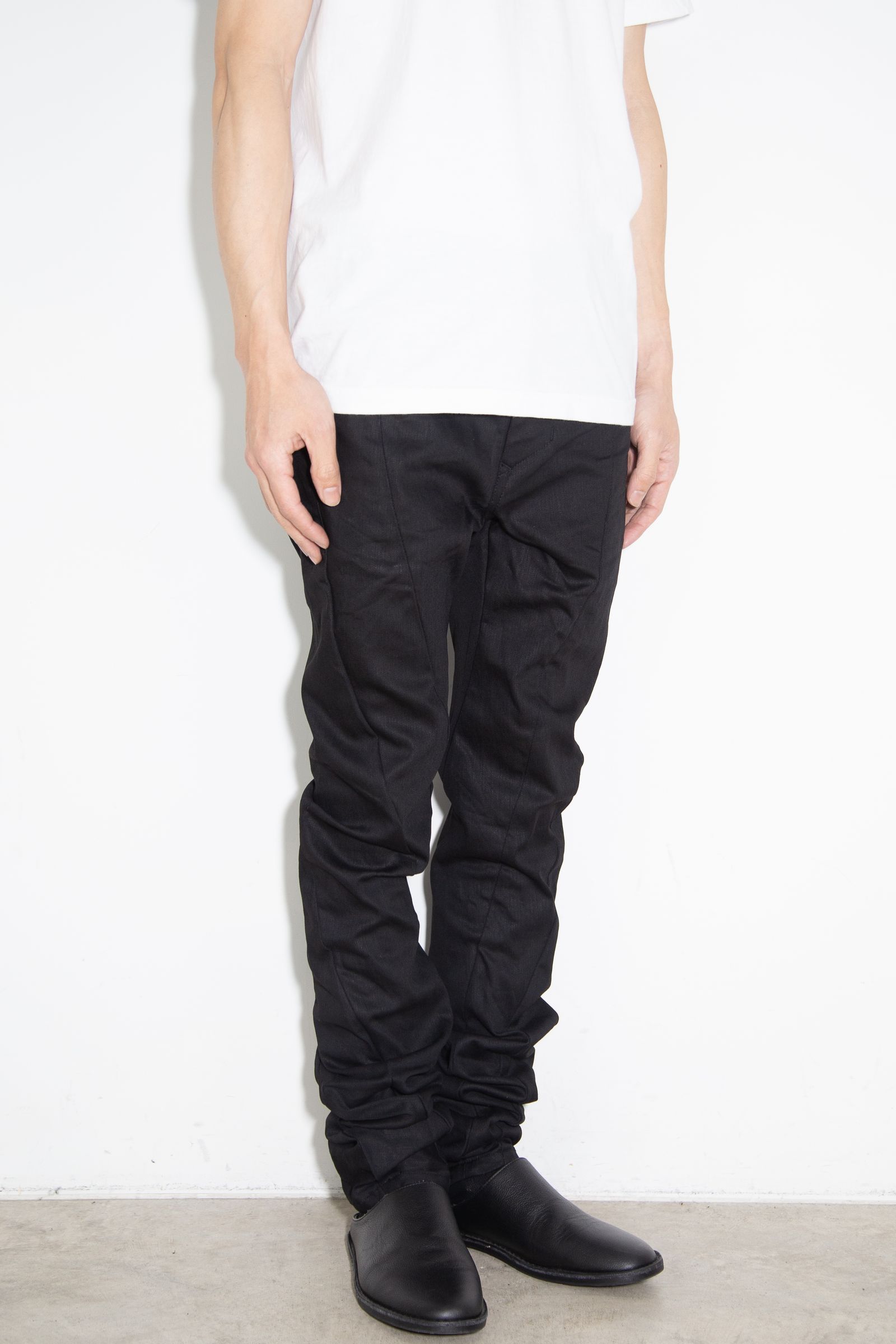 JULIUS - [ラスト1点 サイズ2] TROUSERS FOR MALE / ブラック | Tempt