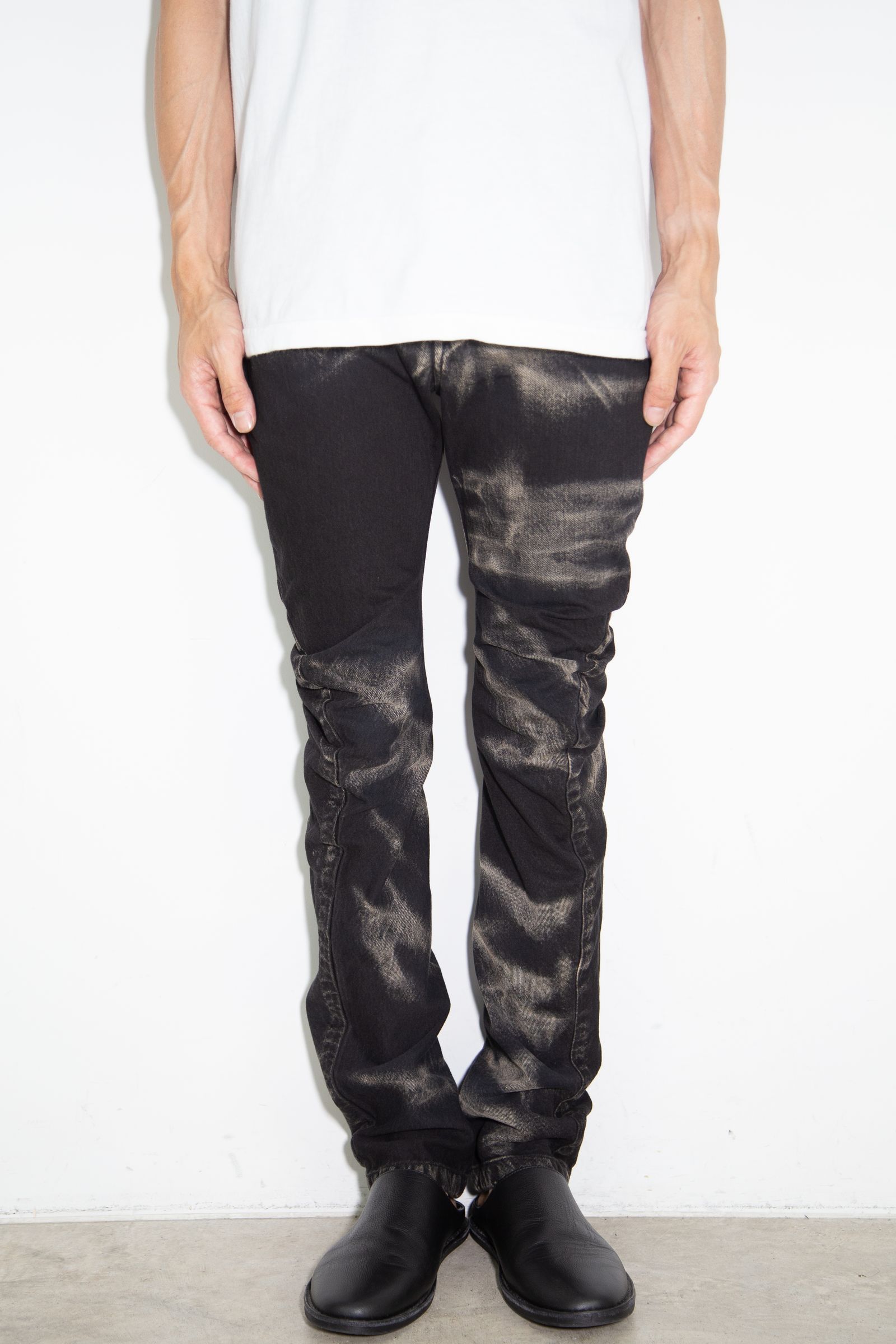 JULIUS - [ラスト1点 サイズ2] 10oz DENIM / ブラック | Tempt