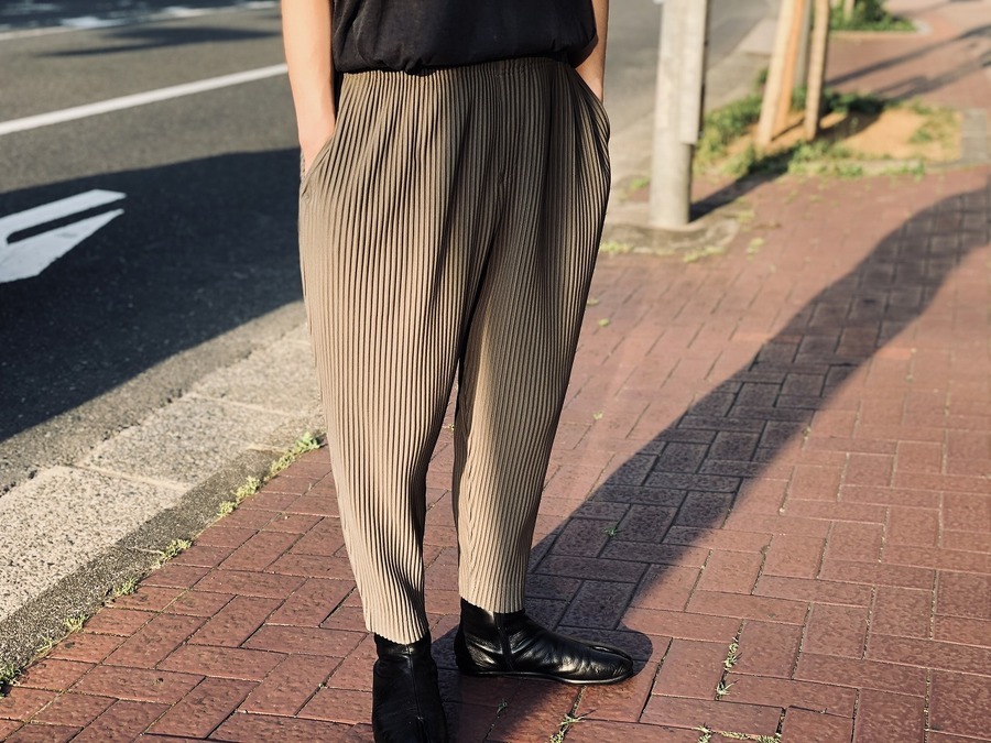 HOMME PLISSE ISSEY MIYAKE プリーツパンツ 3 HOMME PLISSE ISSEI