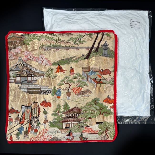 The Kyoto 源氏絵 銀閣寺・二条城 ・御所車 西陣織 クッション 35×35cm