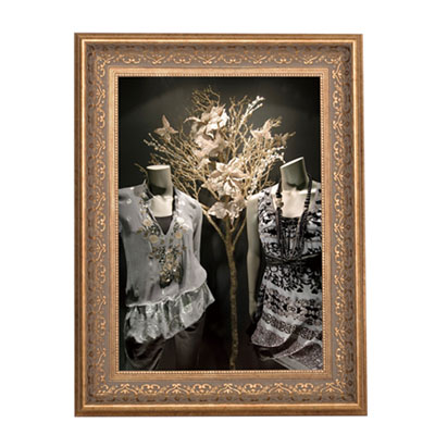 美容院やサロンにも最適！木目調のアンティークなポスターフレーム