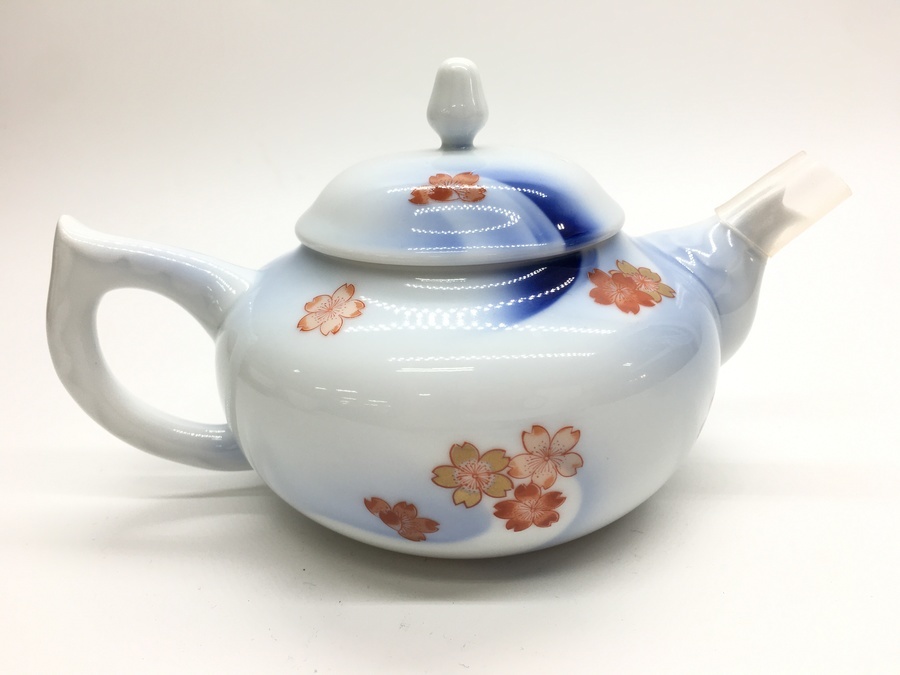 スマホで購入】深川製磁の花は桜 急須1・湯呑み3セット 未使用品が入荷