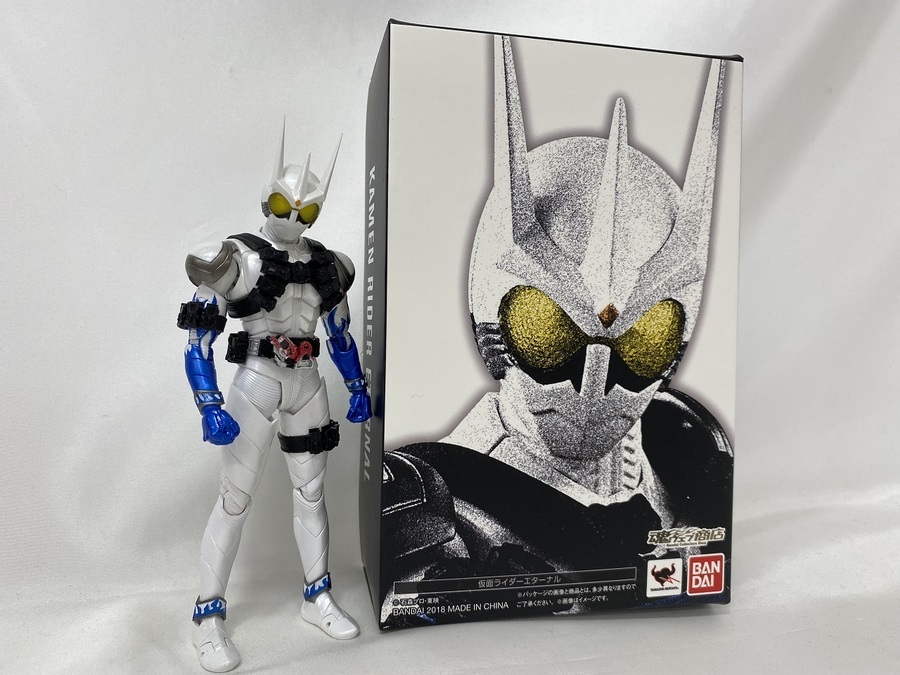 s.h.figuarts真骨頂仮面ライダーエターナル