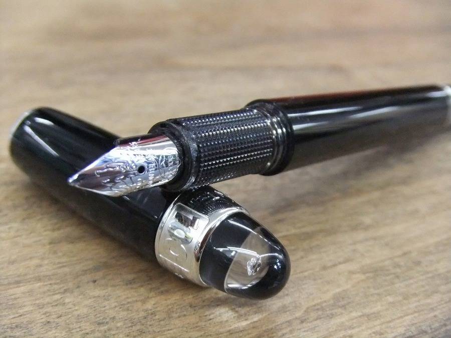 モンブラン】スターウォーカー 万年筆 100周年記念限定（ダイヤモンド