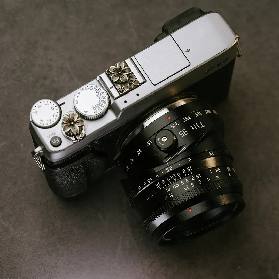 TTArtisan Tilt APS-C 35mm F1.4-Aps-C Lenses-TTARTISAN Official Website