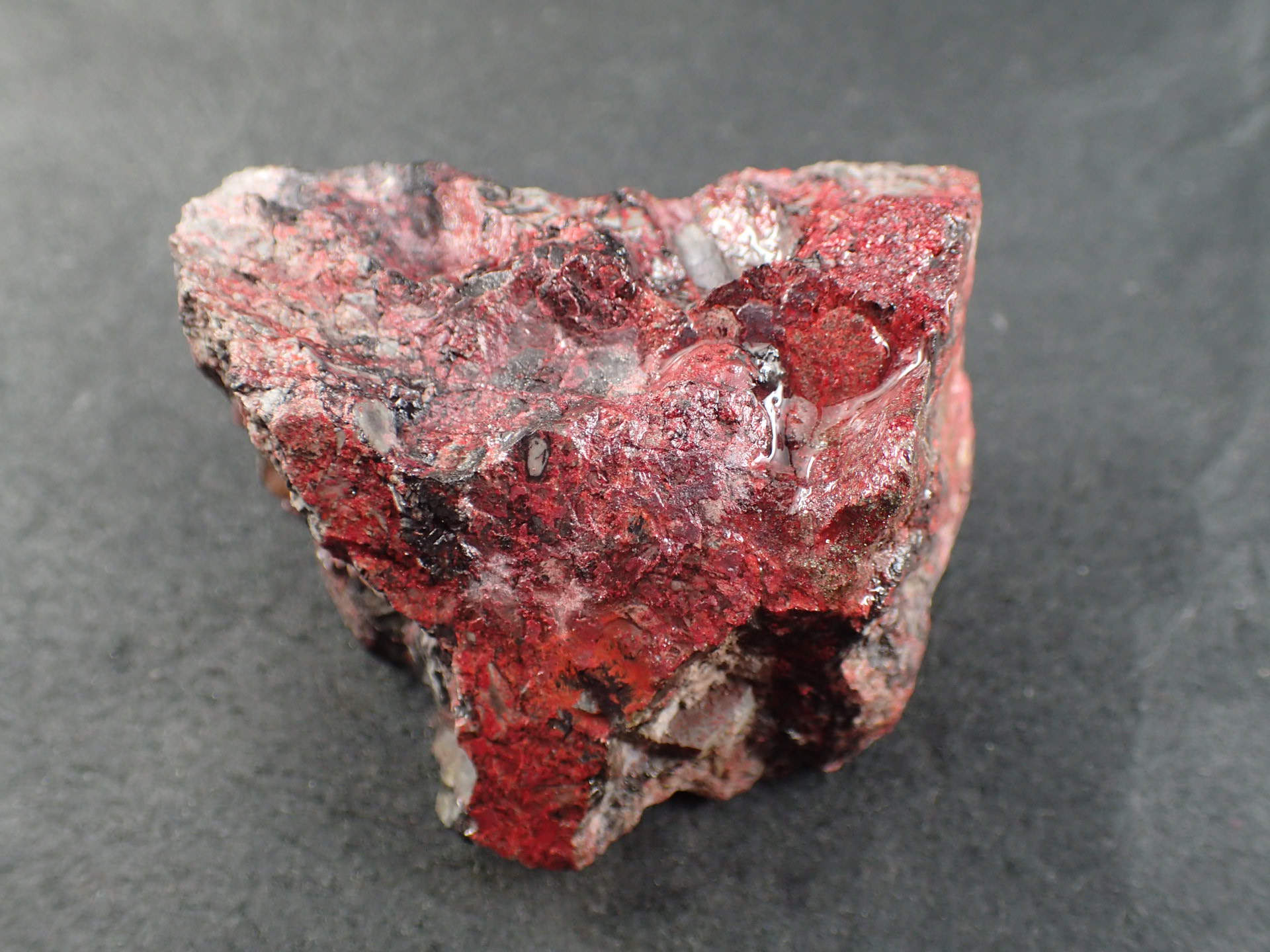 辰砂 鉱物 辰砂（シンシャ）は賢者の石？毒性があるって本当？ | カラッツ