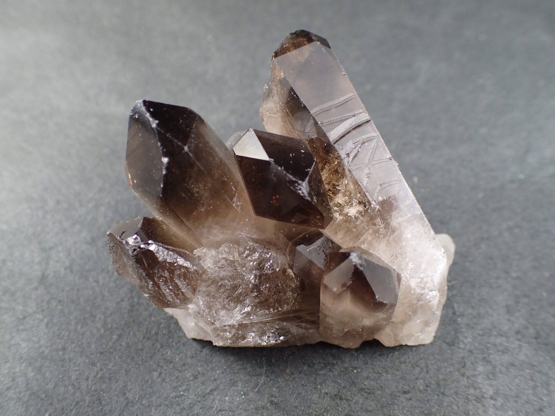 グリーン トルマリン 煙水晶 スモーキークォーツ 電気石 374,4g T410