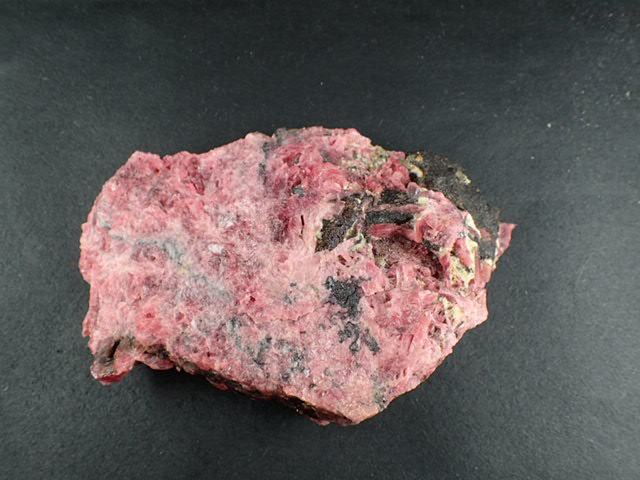 最高品質バラ輝石(ロードナイト(Rhodonite)) Morro Da Mina