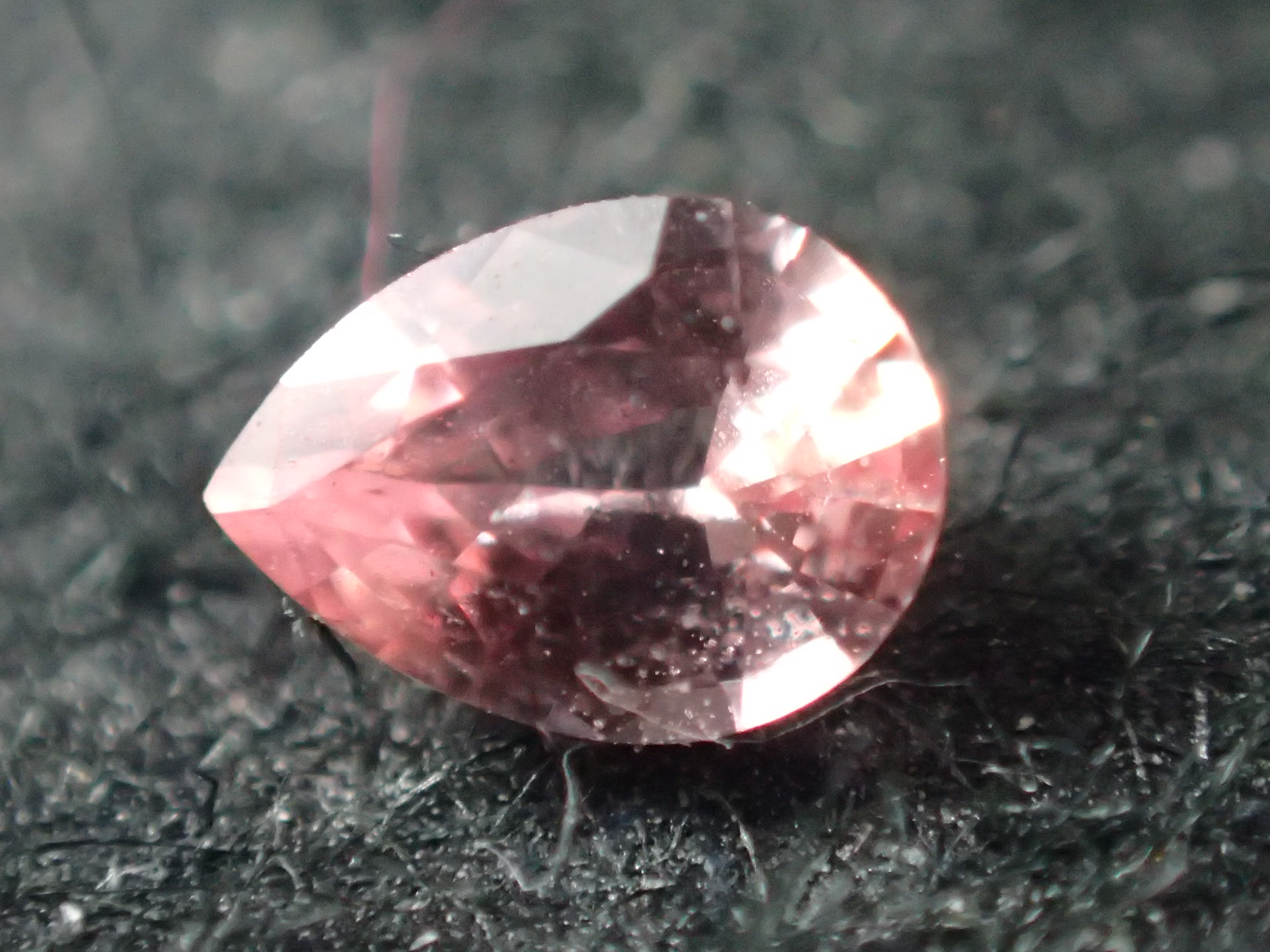 最高品質Padparadschha Sappire(パパラチア・サファイア) ペアシェイプ