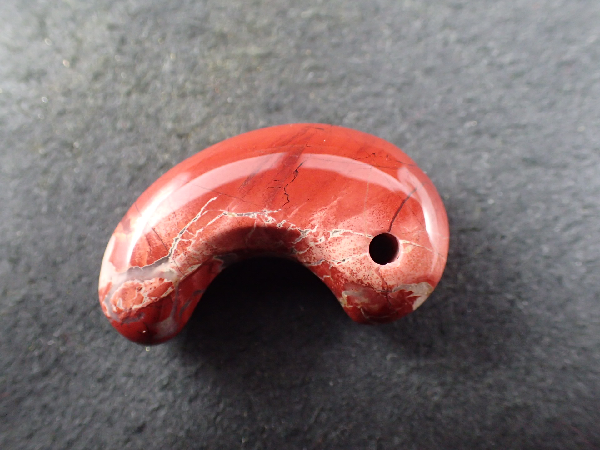 油布黄玉 勾玉 ｜石の販売専門店【vec stone club】