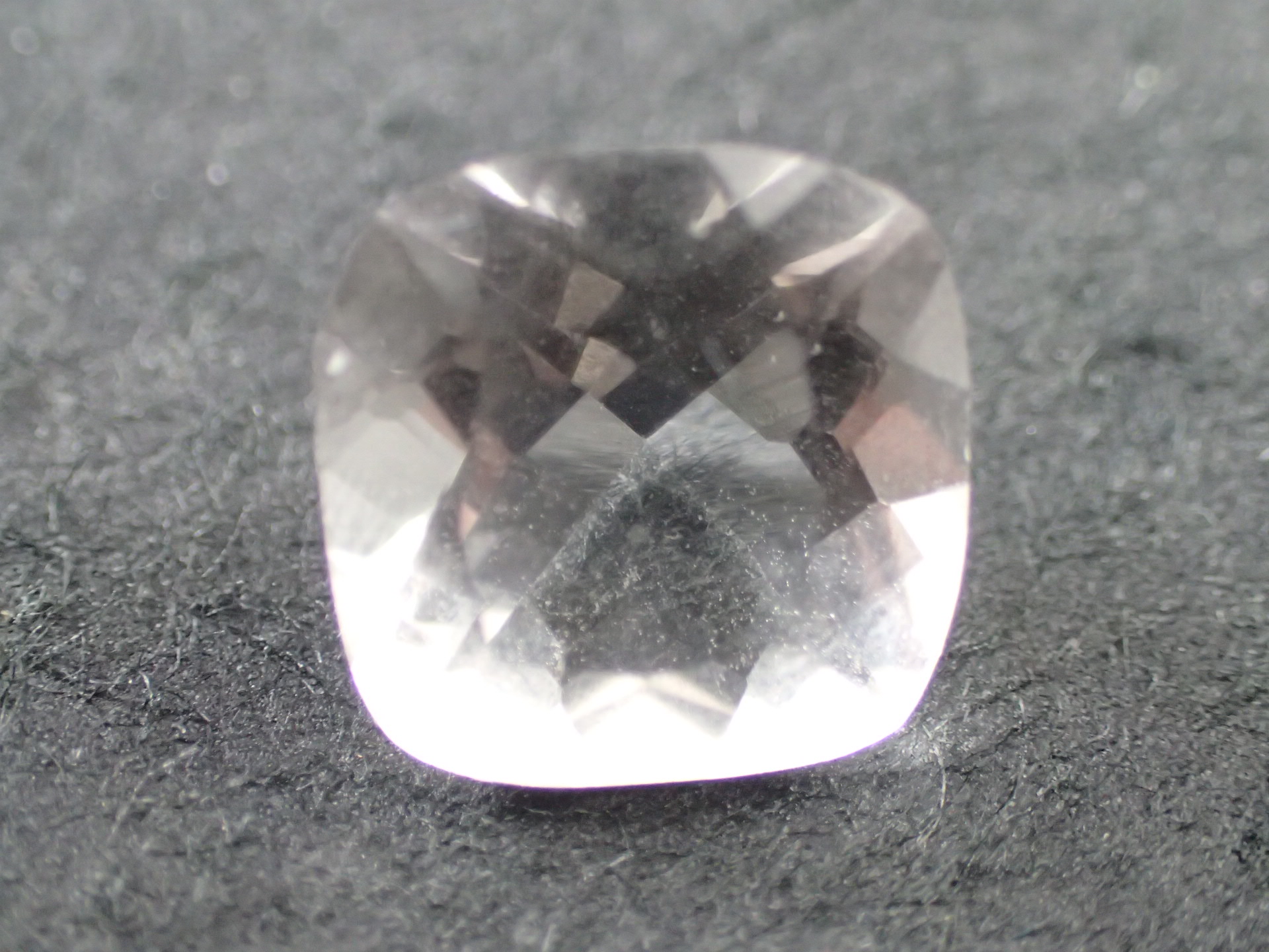 山梨黒平水晶 原石 ｜石の販売専門店【vec stone club】