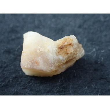 最高品質蛍光オパール 北海道然別湖西方産 ｜石の販売専門店【vec