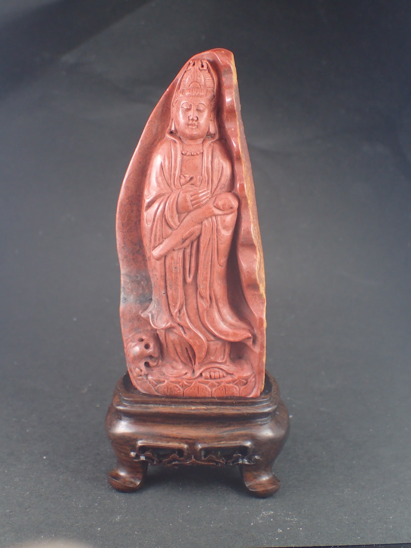 寿山石（芙蓉石）の彫刻 観音様 中国福建省産 ｜石の販売専門店【vec