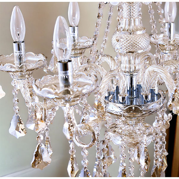 ヤマギワ クリスタルビーズの6灯 アンティーク シャンデリア 100V