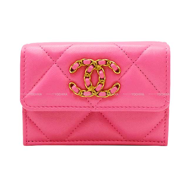 CHANEL シャネル 三つ折り財布 シャネル19 マトラッセ チェーン ココ