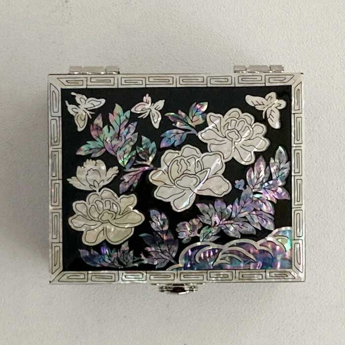 高級 韓国 螺鈿細工 アクセサリーケース 宝石箱 小物入れ Amazon.co.jp