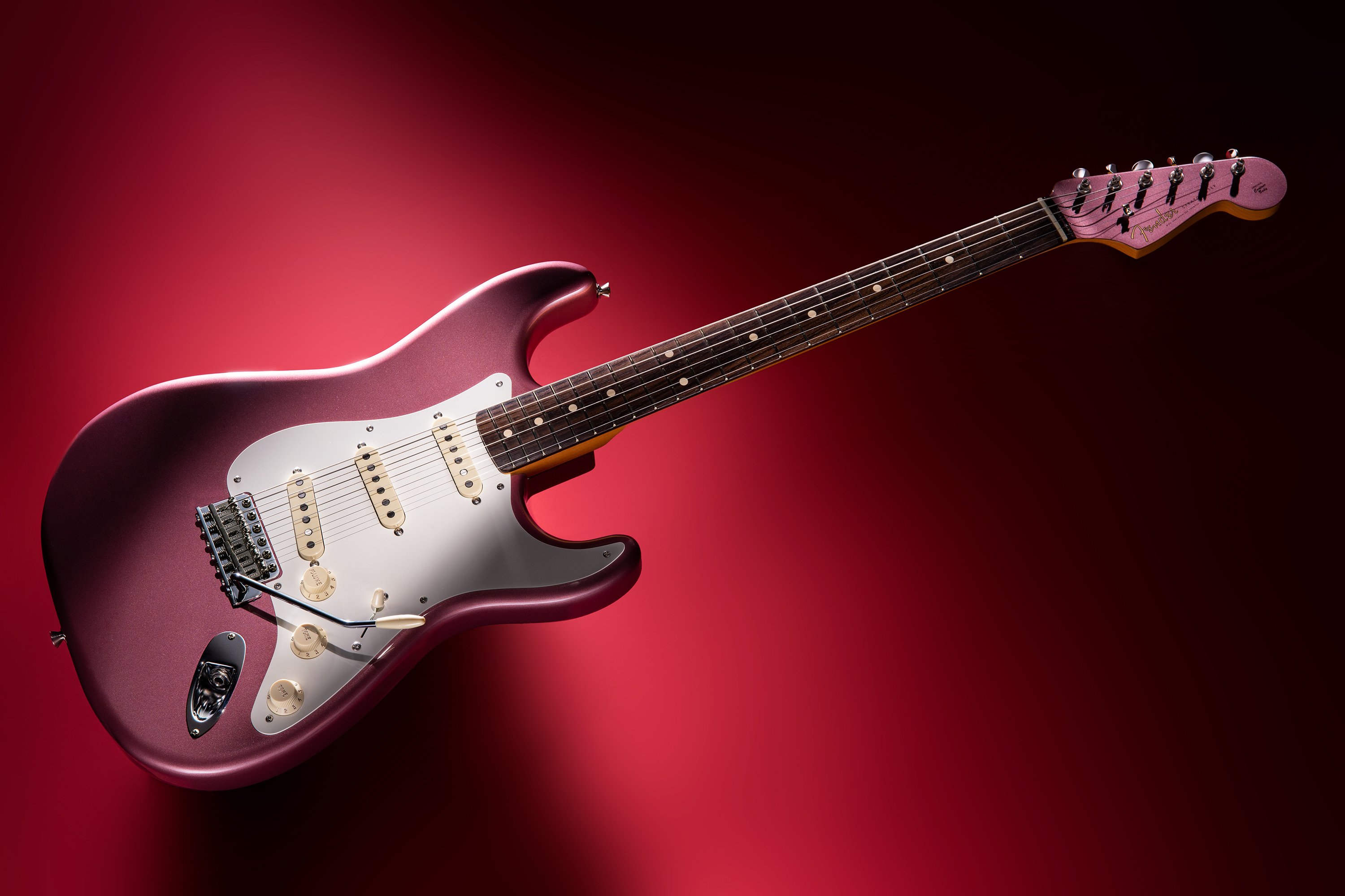 Char Stratocaster® Burgundy｜zicca.net