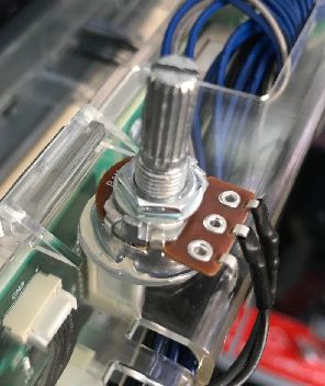 パチスロ実機【L坊振り】スマスロユニット付 無段階ボリューム付 送料