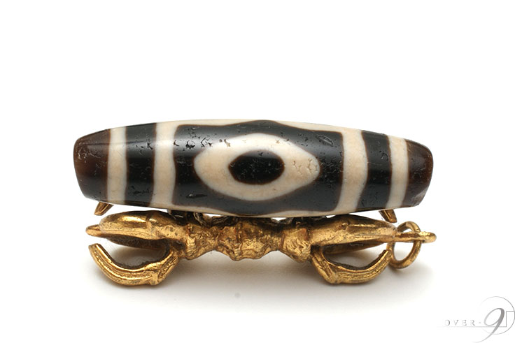 807天珠三眼天珠虎牙模様dzibeads！