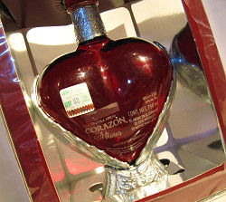 京都から プレミアム・テキーラをお届け。山内弥酒店