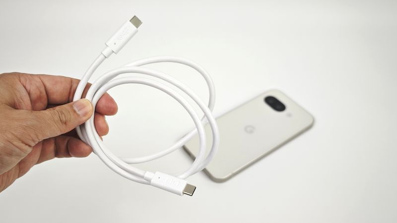 Google Pixel 9a 本体 充電ケーブル付き Google Pixel 9a 本体 充電