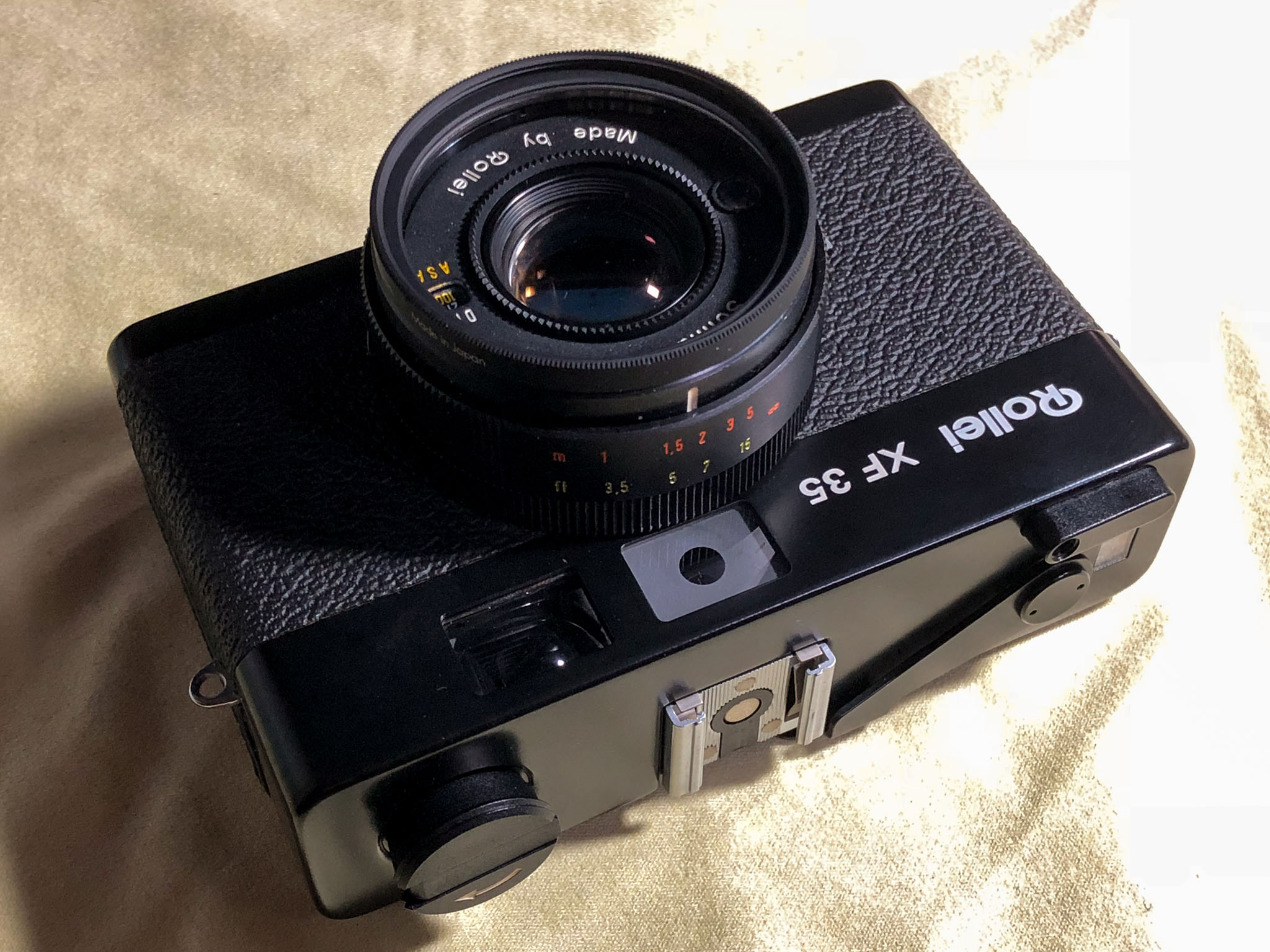 Rollei XF35 - 晴れ時々ジャズ、雨のちカメラ