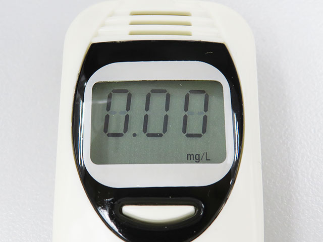 アルコールテスター デジタル3桁LCD表示 AT-128: バラエティグッズ