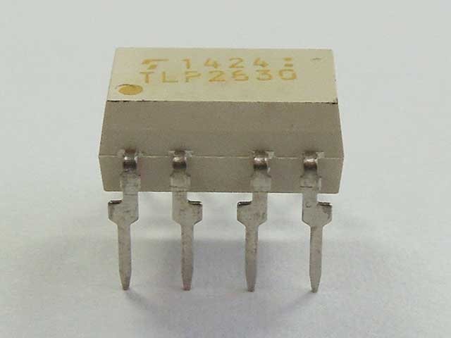 TLP2630 東芝 フォトカプラー 4個 Toshiba (東芝)フォトカプラ, 表面