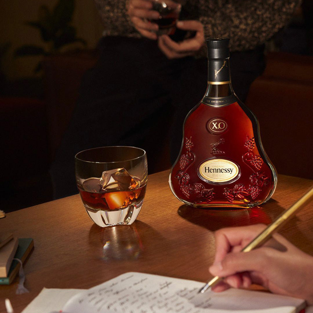 Hennessy XO ヘネシーXO エクストラ オールド 黒キャップ 700ml 未開栓
