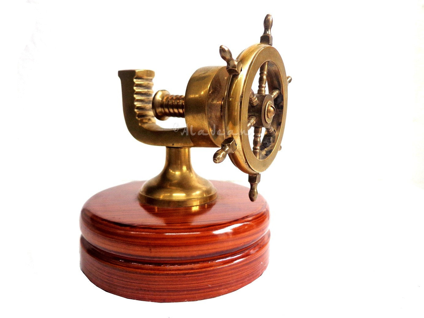 Brass ship wheel nut cracker manufacturer & wholesale supplier