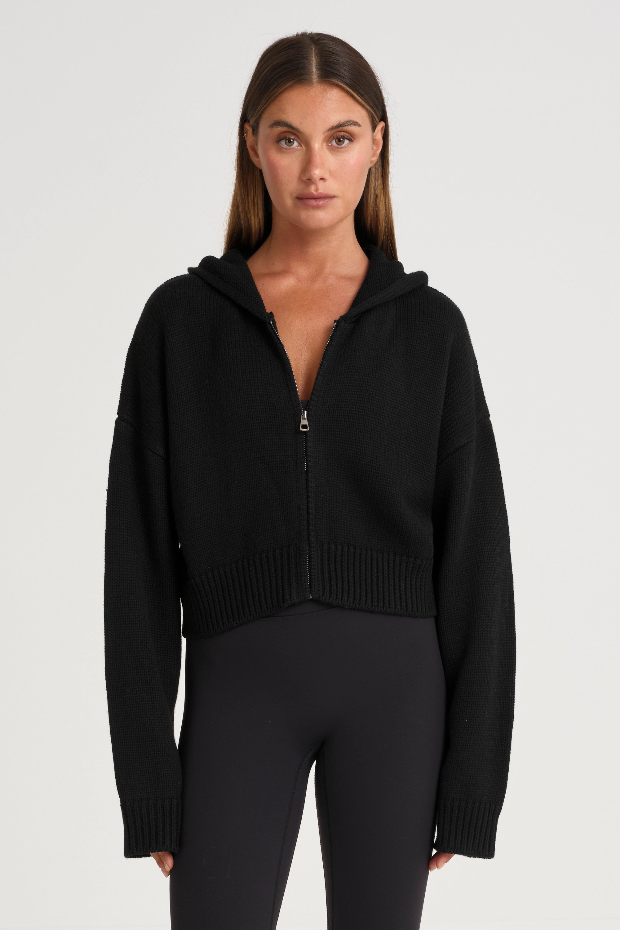 ルセラフィム CROP HOODIE ポップアップ ルセラフィム CROP HOODIE