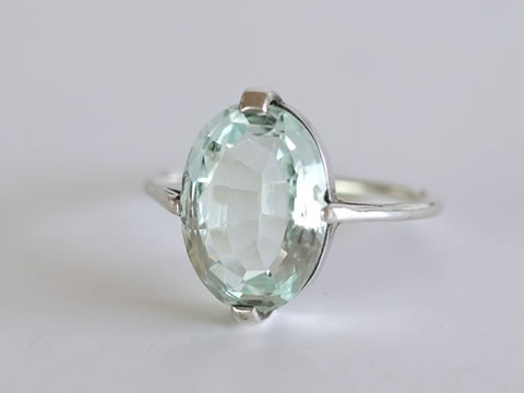 アクアマリンのアンティークジュエリー