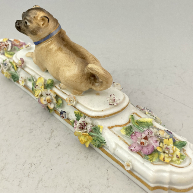 マイセン、ドックのペーパーウエイト、