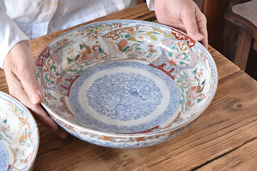 大きな器【m183 麒麟鳳凰窓絵二重高台吉祥染付色絵平鉢骨董】