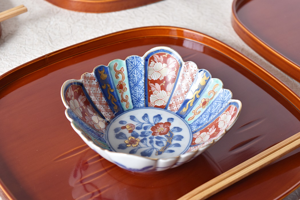 九谷焼き大明萬暦年製硯（スズリ）鳳凰龍大聖寺伊万里