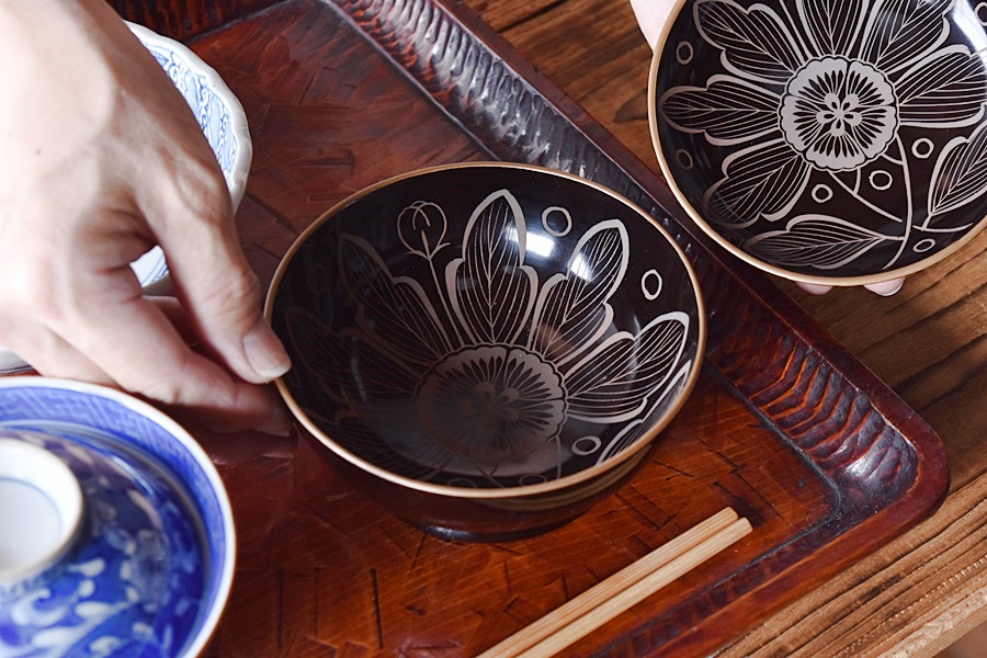 骨董品 螺鈿蒔絵黒塗り茶托 金巻絵茶托 Traditional Japanese 骨董品