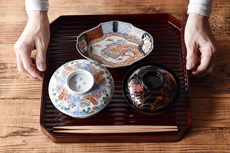 伊万里 色絵 鶴亀松竹梅 変形皿 - 生活骨董と古布のアンティーク