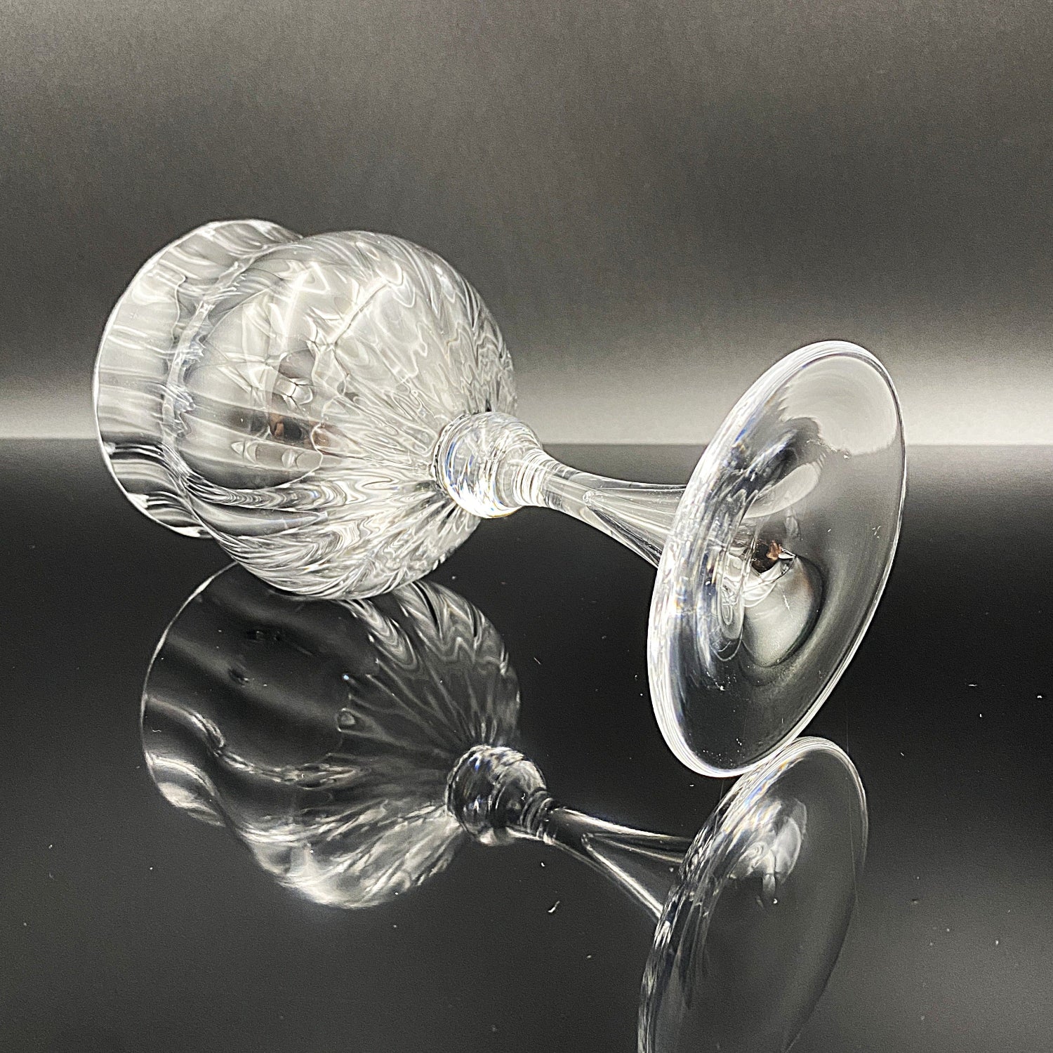 DAUM（ドーム）クリスタル Verona （ベローナ）モデル ワイングラス2