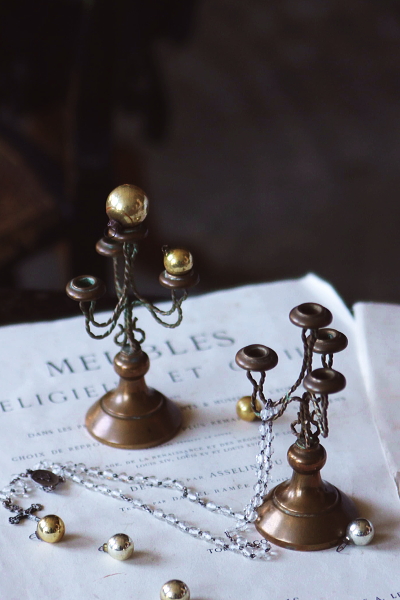 祭壇の燭台・ペア ブロンズキャンドルスティック レリジャス