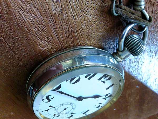 逓信省 懐中時計 特大65ミリ 琺瑯文字盤 1940年代 希少品 | アンティー