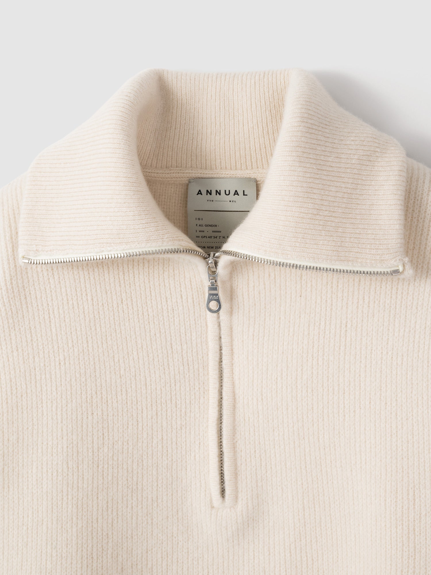 Half Zip Pullover性別問わず人気なハーフジップニット