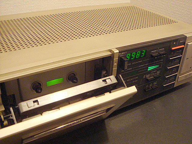 Pioneer CT-X9_カセットデッキ (PIONEER) 1982年頃 | 古いハードに囲ま
