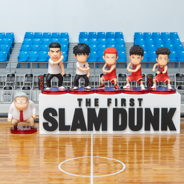 THE FIRST SLAM DUNK」新たな劇場グッズが登場！ 安西先生のぬいぐるみ