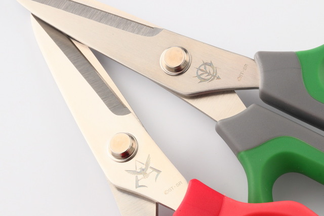 ガンダム」これは単なるアニメグッズではない!? 伝統技術の粋を集めた