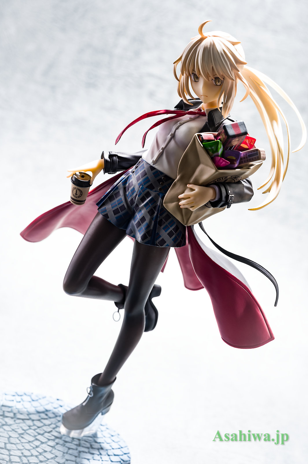 アルトリア・ペンドラゴンオルタ 英霊旅装Ver 1/7スケールフィギュア